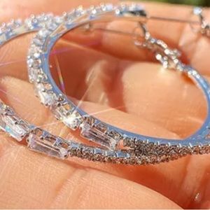Absolutely Stunning Real Diamond 💎 Moissanite Cut Hoop Earrings